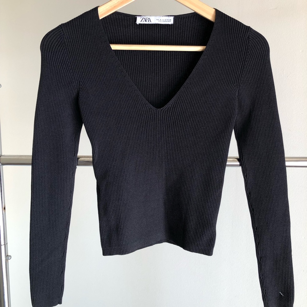 Zara Ribbed black top